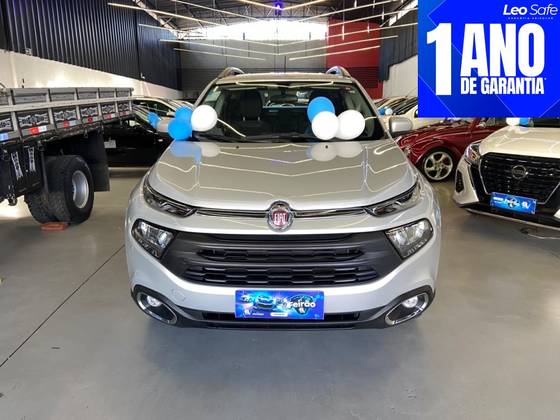 FIAT TORO 1.8 16V EVO FLEX FREEDOM AT6 FIAT TORO 1.8 16V EVO FLEX FREEDOM AT6